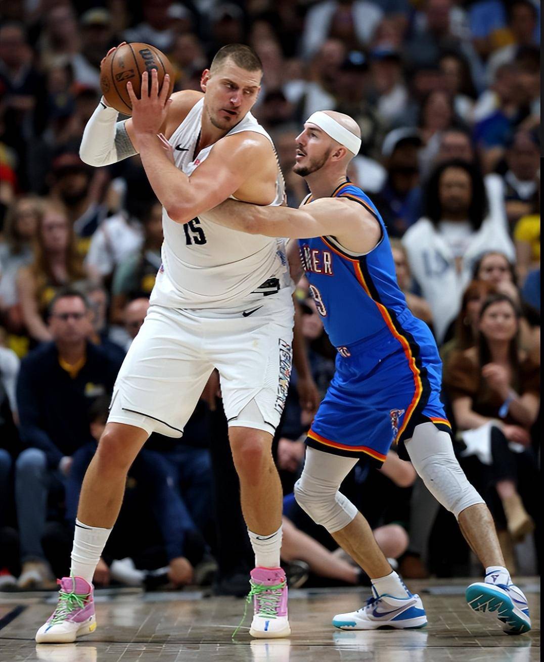 吸引了无数 吸引了无数